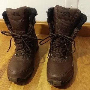 North Face Men’s Chilkat Leather Insulated boots